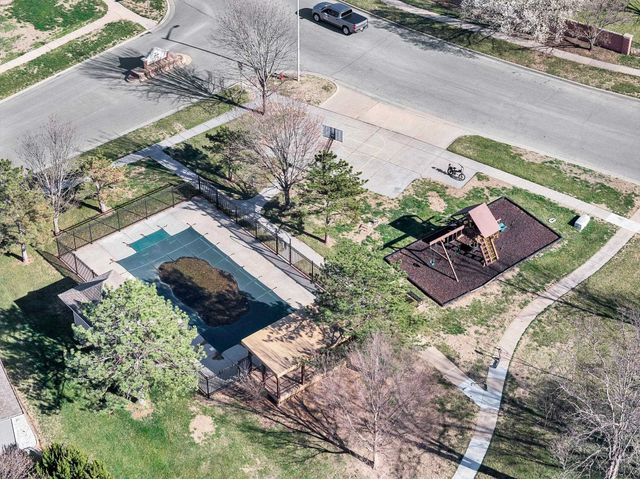 1625 E Tiara Pines, Derby, KS 67037