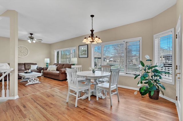 1625 E Tiara Pines, Derby, KS 67037