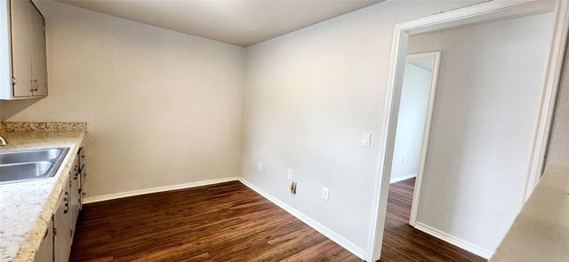 136 W Marion Street, Clute, TX 77531