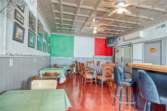 936 Broadway, Pitcairn, PA 15140
