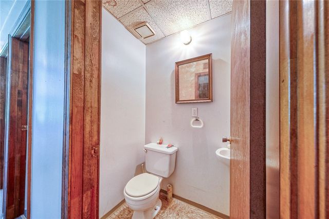 936 Broadway, Pitcairn, PA 15140
