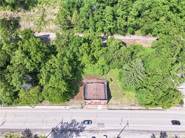 936 Broadway, Pitcairn, PA 15140