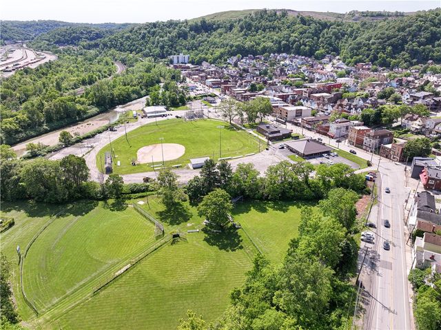 936 Broadway, Pitcairn, PA 15140