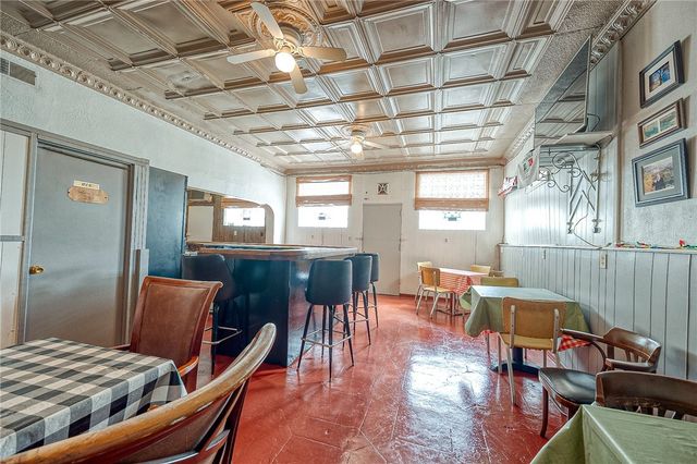 936 Broadway, Pitcairn, PA 15140