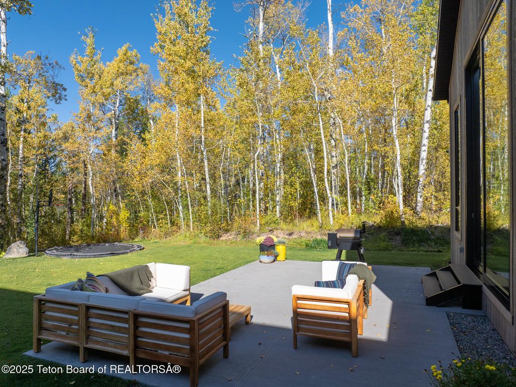 2284 APSAROKE Trail, Tetonia, ID 83452 photo 9