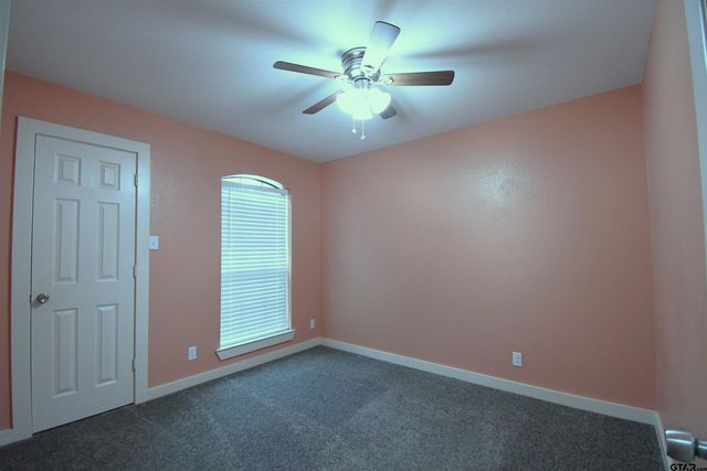 5999 Walnut Hill, Flint, TX 75762