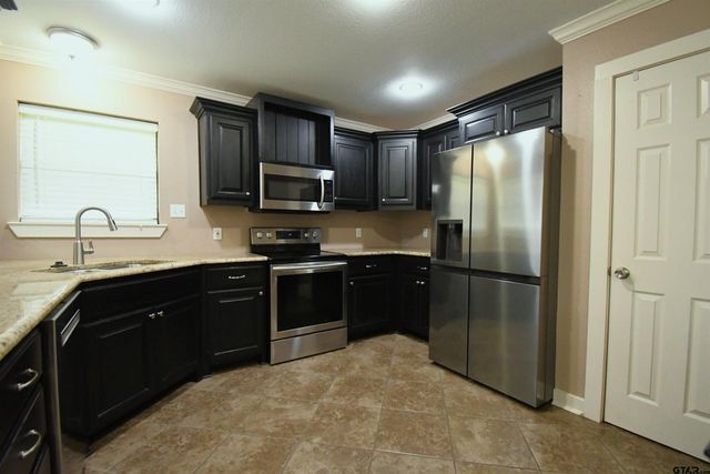 5999 Walnut Hill, Flint, TX 75762