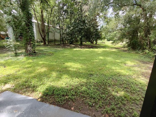 3100 Bellview Avenue, Moss Point, MS 39563