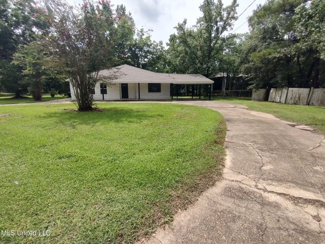 3100 Bellview Avenue, Moss Point, MS 39563