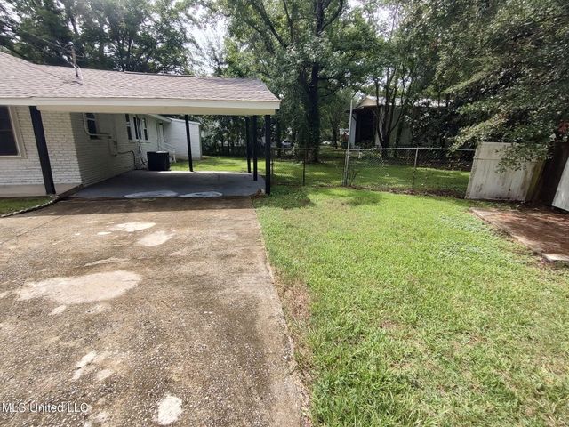 3100 Bellview Avenue, Moss Point, MS 39563