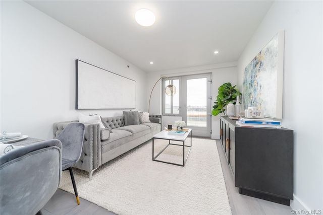 13119 Fowler Avenue 7A, Flushing, NY 11355