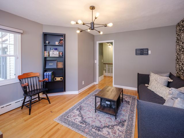 2318 Glenwood Drive, Kalamazoo City, MI 49008