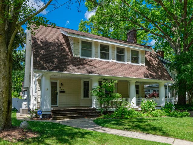 2318 Glenwood Drive, Kalamazoo City, MI 49008