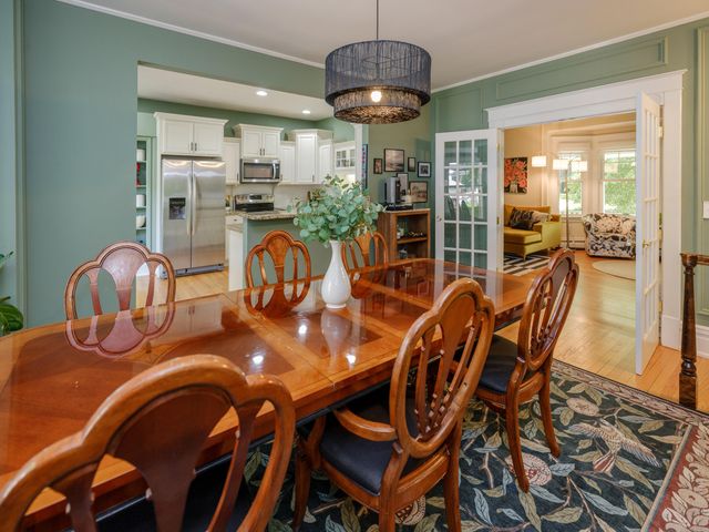 2318 Glenwood Drive, Kalamazoo City, MI 49008