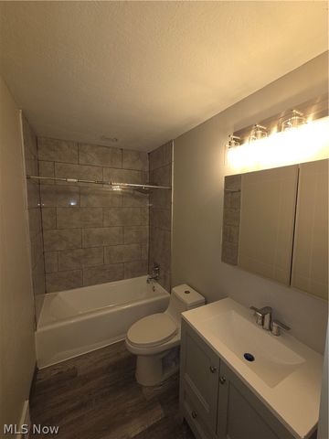 20451 Nicholas Avenue, Euclid, OH 44123