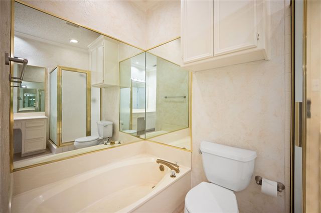 2621 Cummings Drive, Bedford, TX 76021