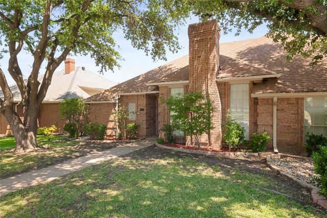 2621 Cummings Drive, Bedford, TX 76021
