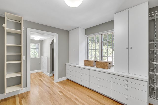 72 Beverly Rd, Brookline, MA 02467