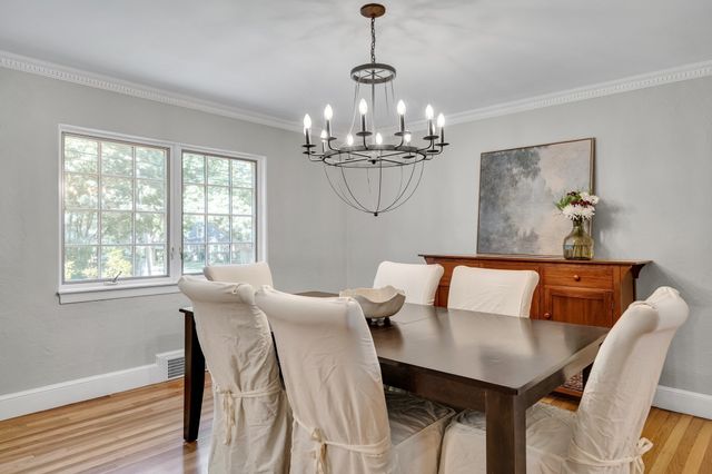 72 Beverly Rd, Brookline, MA 02467