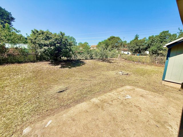 1913 Magazine ST, Austin, TX 78727