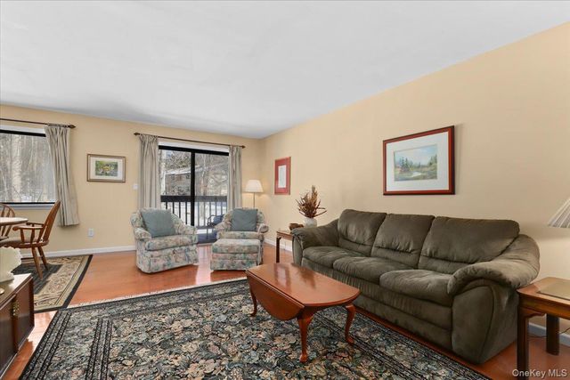 120H Columbia Court, Yorktown Heights, NY 10598