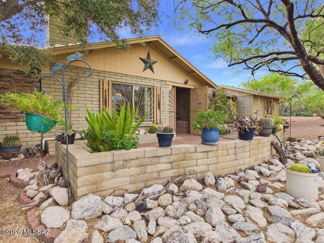 4251 N Wolford Road, Tucson, AZ 85749