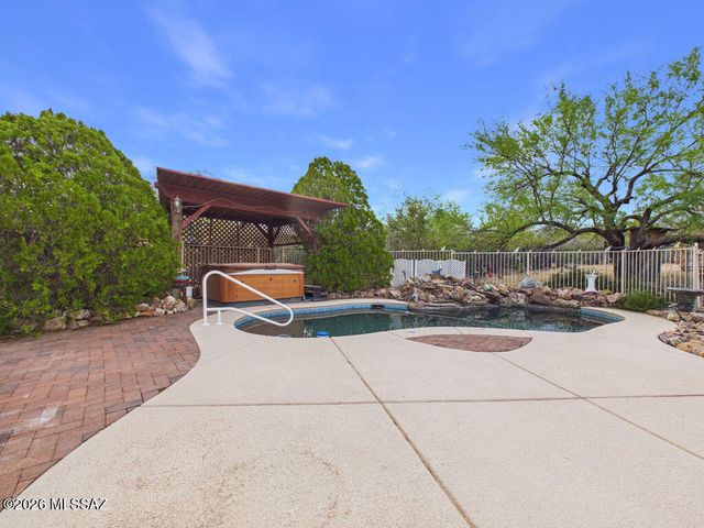 4251 N Wolford Road, Tucson, AZ 85749