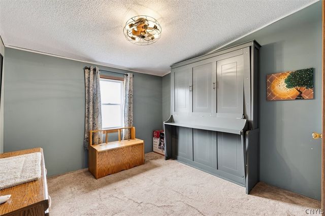 75 Ridge Road, Granby, NY 13126