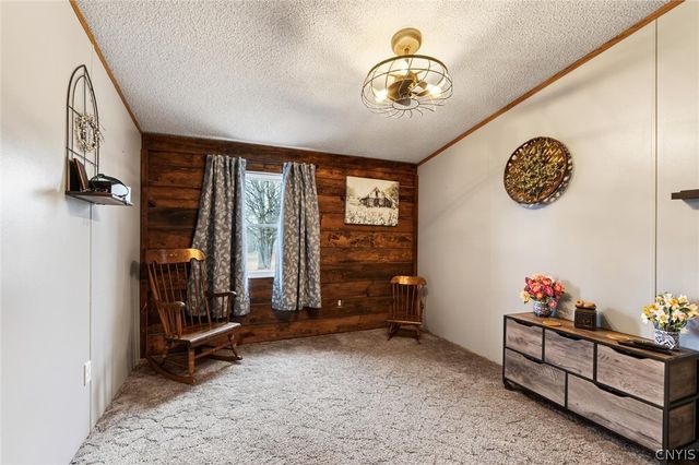 75 Ridge Road, Granby, NY 13126