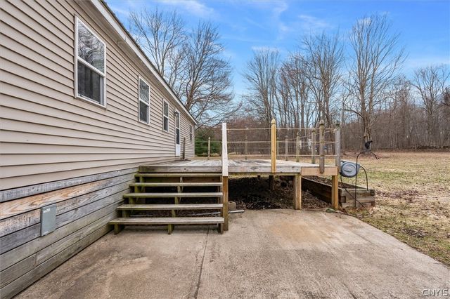 75 Ridge Road, Granby, NY 13126