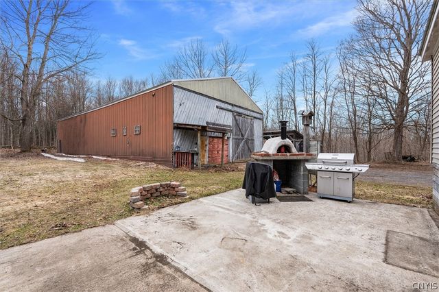 75 Ridge Road, Granby, NY 13126