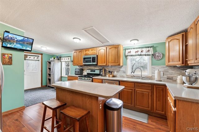 75 Ridge Road, Granby, NY 13126