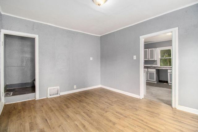 1850 S Burdick Street, Kalamazoo City, MI 49001