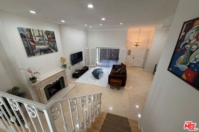 1131 Alta Loma Road 602, West Hollywood, CA 90069