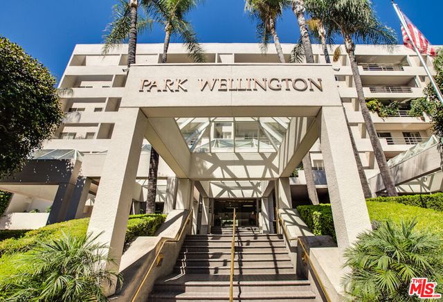 1131 Alta Loma Road 602, West Hollywood, CA 90069