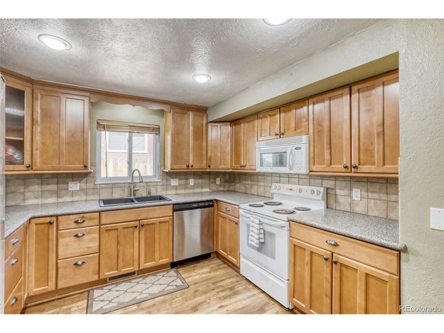13130 Garfield Dr, Thornton, CO 80241