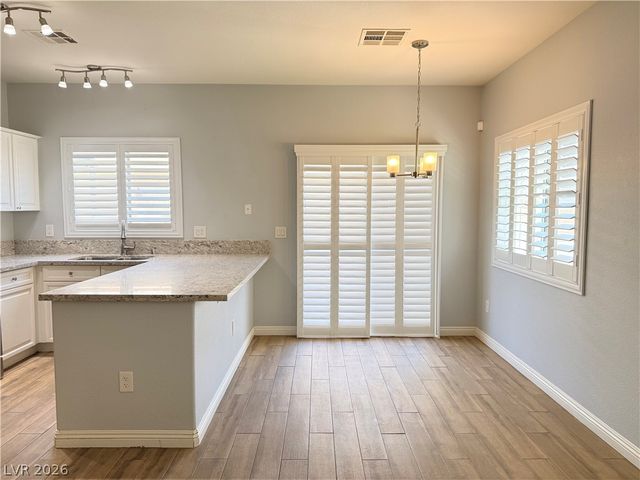 8658 Tomnitz Avenue 102, Las Vegas, NV 89178