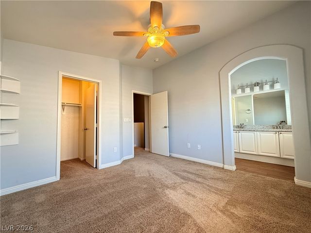 8658 Tomnitz Avenue 102, Las Vegas, NV 89178