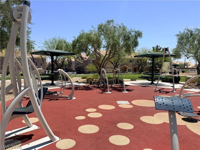 8658 Tomnitz Avenue 102, Las Vegas, NV 89178