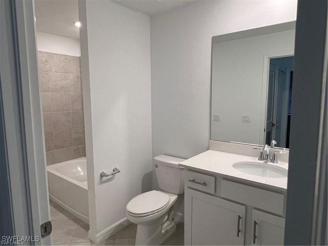 5651 Double Eagle CIR 4315, Ave Maria, FL 34142