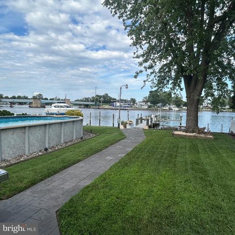 107 BAYSIDE DR, Baltimore, MD 21222