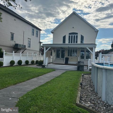 107 BAYSIDE DR, Baltimore, MD 21222