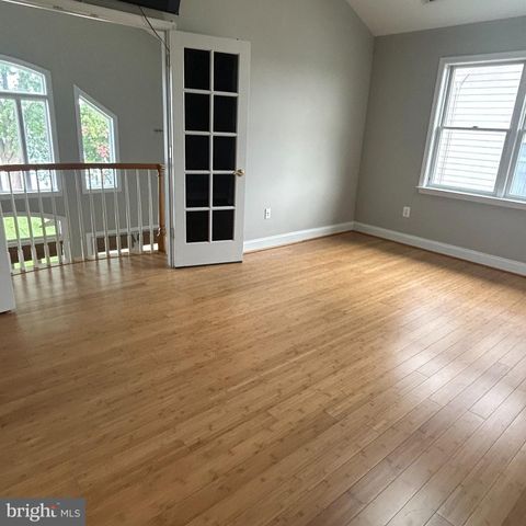107 BAYSIDE DR, Baltimore, MD 21222