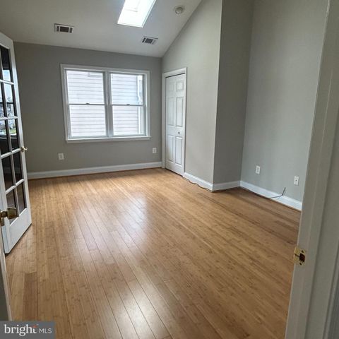 107 BAYSIDE DR, Baltimore, MD 21222