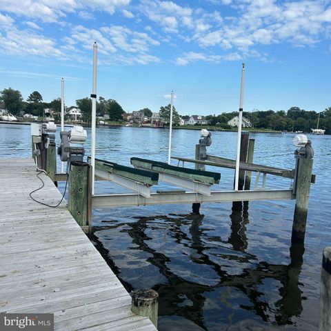 107 BAYSIDE DR, Baltimore, MD 21222