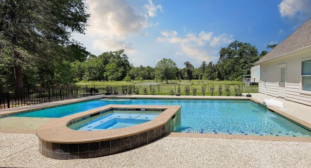 32011 Pattys Landing, Magnolia, TX 77354