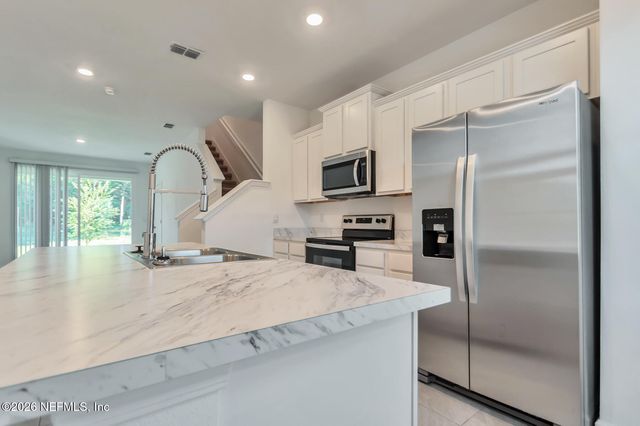 8348 ASTEROID Street, Jacksonville, FL 32256