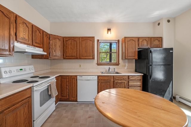 50 Gould St 1, Stoneham, MA 02180