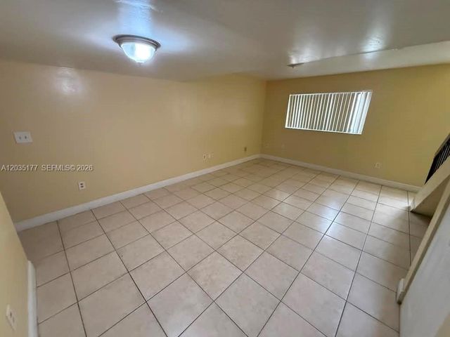 5 Olive Drive 12, Hialeah, FL 33010