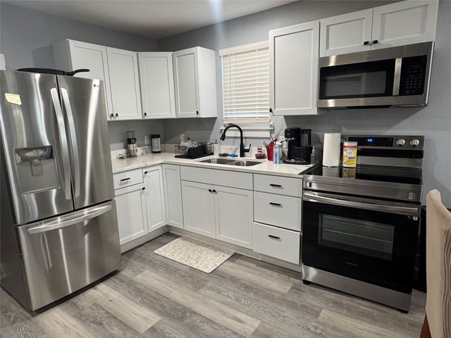 4465 NE 26th Street, Des Moines, IA 50317
